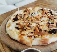 Sichuan-Style Beef Noodle Pizza
