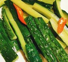 Cucumber Strips in Scallion Oil