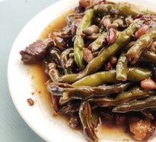 Pork Stewed with Flat Beans