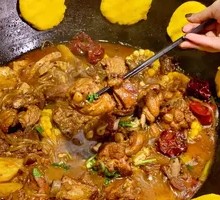 Stewed Pork Ribs in Iron Pot