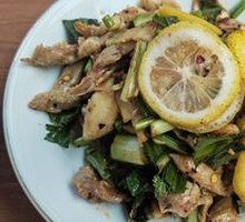 Lemon Chicken with Spicy Sauce