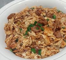 Sour Stir-Fried Egg with Wood Ear Mushrooms