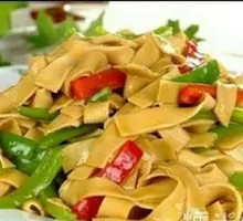 Bell Pepper and Tofu Skin Stir-Fry