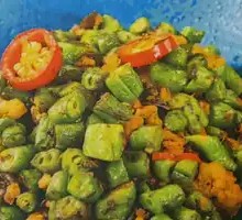 Minced Pork with Green Beans and Preserved Vegetable