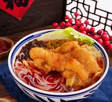 Pork Knuckle Snail Noodles