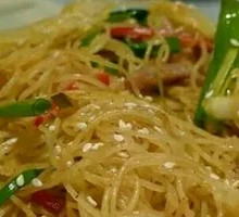 Fried Rice Noodles with Egg