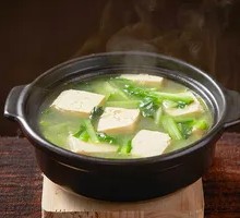 Braised Tofu with Baby Bok Choy in Clay Pot
