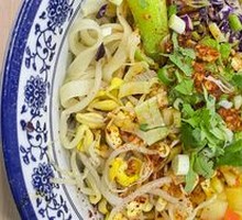 Farmhouse Oil-Poured Noodles