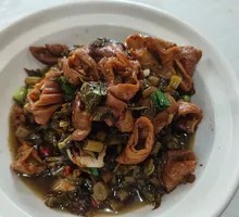 Pickled Cabbage with Pig Intestines