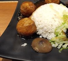 Braised Pork Meatballs with Rice