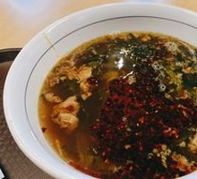 Sour Cabbage Beef Noodles