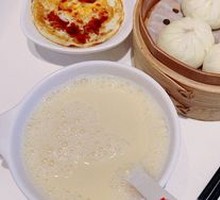 Freshly Ground Soy Milk