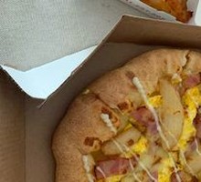 American-style Bacon & Potato Pizza