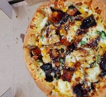 Japanese Teriyaki Eel Pizza