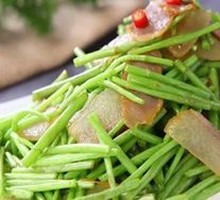 Stir-fried Water Bamboo with Preserved Pork