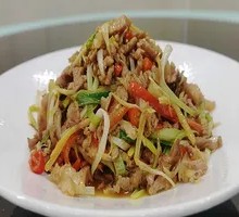 Squid Stir-Fried with丝