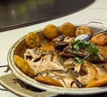 Stir-fried Fish Head in Clay Pot