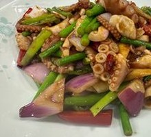 Stir-fried Octopus in Sauce