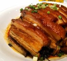 Xiang-style Preserved Vegetable Braised Pork