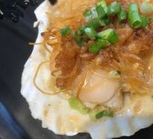 Steamed Scallop with Garlic and Vermicelli