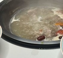 Stewed Lamb in Iron Pot