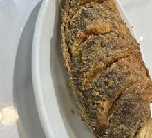 Sizzling Pan-Fried Crucian Carp