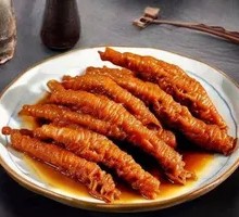Braised Chicken Feet with Tiger Skin
