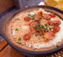 Hong Kong-style腊味煲仔饭