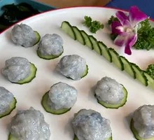 Hand-Beaten Fresh Shrimp Dumplings