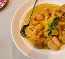 Curry Sticky Rice with Lobster