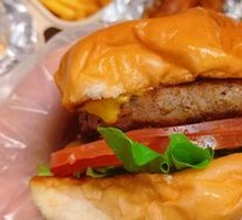 Double Beef Cheeseburger