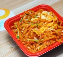 Stir-Fried Noodles with Shredded Pork