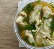 Fresh Meat Broth Dumplings