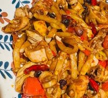 Old Friend Stir-Fried Intestine