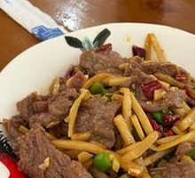 Fried Beef with Fragrant Bamboo Shoots