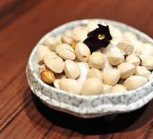 Salt-Baked Ginkgo Nuts