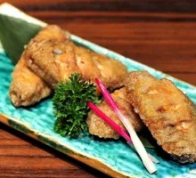 Nagoya Chicken Wings (4 pieces)