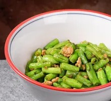Preserved Vegetable and Minced Pork Stir-fried with Green Beans