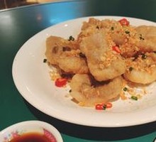 Salt-and-pepper Nine-Headed Fish