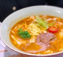 Sauce-Flavored Beef Noodles