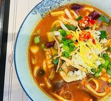 Spicy麻 Sichuan Beef Offal Noodles