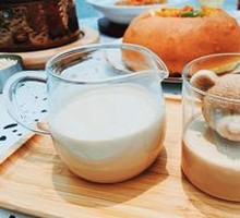 Lapsang Souchong Milk Tea (Cold)