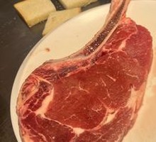 Tomahawk Steak