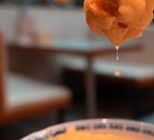 Fresh Shrimp Wonton Noodles with Shrimp Roe