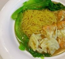 Fresh Shrimp and Caviar Dumpling Noodles
