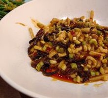 Fish-Flavored Shredded Pork