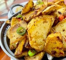 Spicy Potatoes in Dry Pot