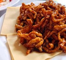 Beijing-style Shredded Pork in Soy Sauce