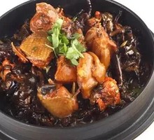Chicken Stewed with Hedge Mushrooms