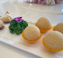 Flowing Sand Mini Fried Dumplings